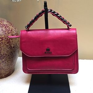 EUC Bienali Raspberry Bayla Vegan Vegan Leather Satchel